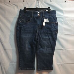 New Lane Bryant Denim Capri. 14P. $79.95